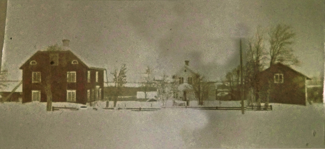 Gårdstunet Lungre 1:2 efter nya mangården, byggd 1909